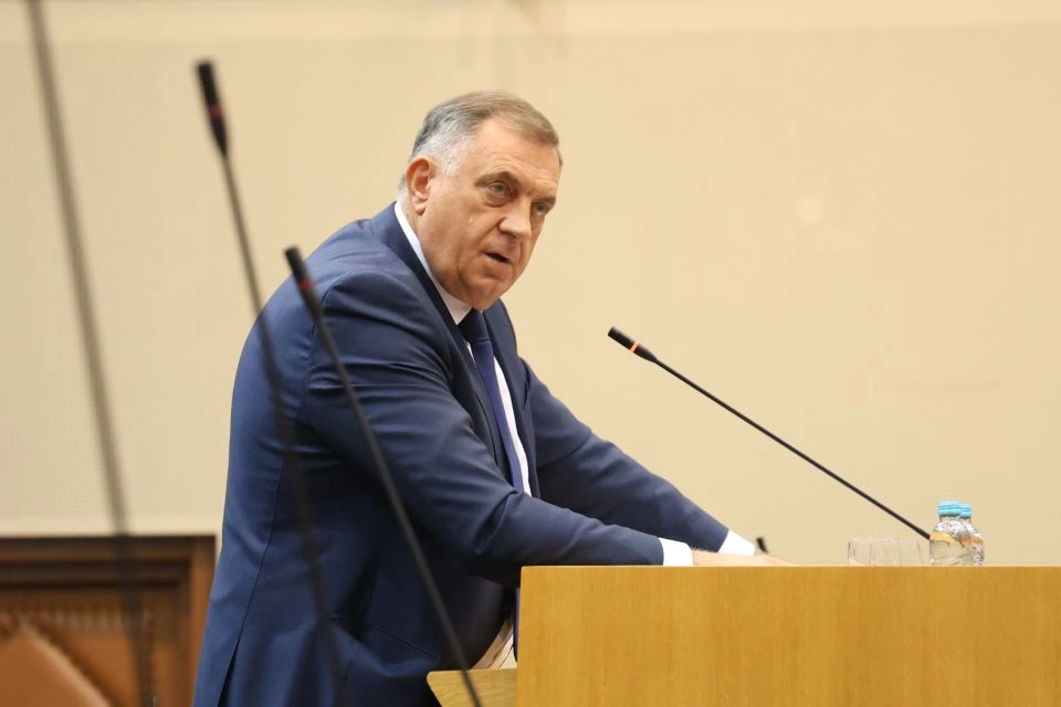 CIK BiH kaznio SNSD sa 30.000 KM zbog Dodikovog govora mržnje